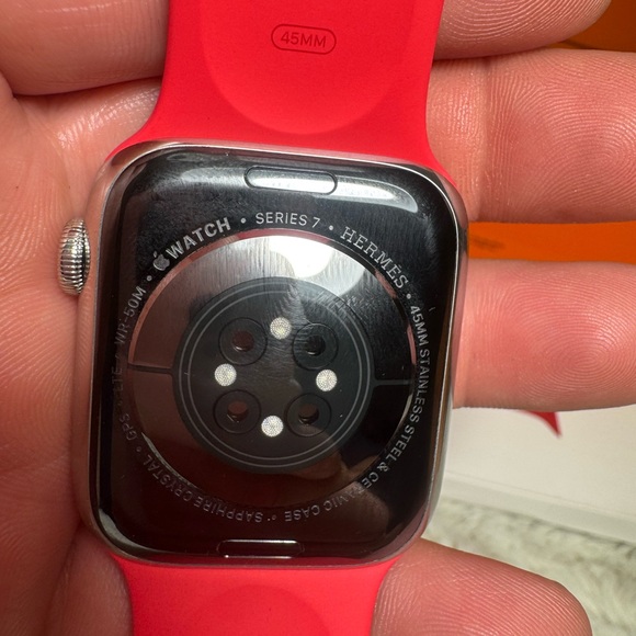 Apple Watch Series 7 Hermés 45mm GPS+LTE - Picture 6 of 7